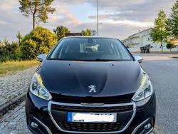 Azul Usado 2017 Peugeot 208 Citadino | € 9.650 (Super Preço)