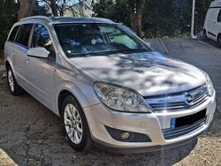 Usado 2009 Opel Astra Sedan | € 2.990 (Bom preço)