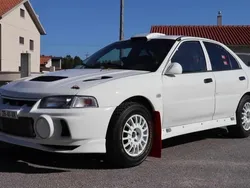 Branco Usado 1997 Mitsubishi Lancer Sedan | € 52.500