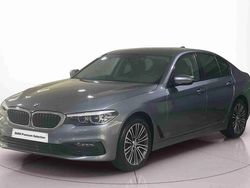 Vermelho Usado 2021 BMW 520 Sport Line Sedan | € 36.900 (Preço justo)