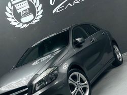 Cinza Usado 2013 Mercedes A180 Style | € 11.999