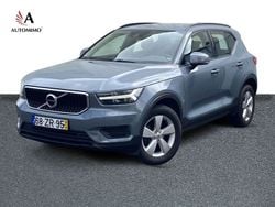 Cinza Usado 2020 Volvo XC40 Momentum SUV | € 29.980 (Preço justo)