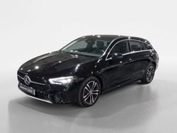 Preto Usado 2024 Mercedes CLA180 Shooting Brake Progressive Carrinha | € 38.950
