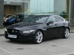 Preto Usado 2017 Jaguar XE R-Sport Sedan | € 19.990 (Preço justo)