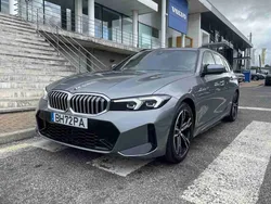 Vermelho Usado 2024 BMW 320 Advantage Coupé | € 46.900 (Preço justo)