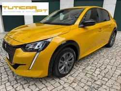 Amarelo Usado 2022 Peugeot e-208 Allure Citadino | € 17.500 (Super Preço)
