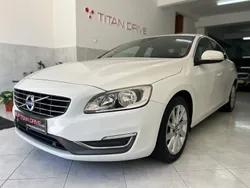 Branco Usado 2014 Volvo S60 Summum Sedan | € 14.500