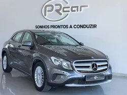 Cinzento Usado 2015 Mercedes GLA180 Style SUV | € 18.500 (Preço justo)