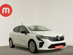 Branco Usado 2024 Renault Clio V Evolution | € 17.499 (Preço justo)