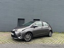 Cinza Usado 2018 Toyota Yaris Comfort | € 13.990 (Preço justo)