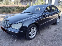 Azul Usado 2001 Mercedes C200 Elegance Sedan | € 5.250 (Super Preço)