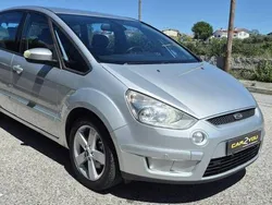 Cinzento Usado 2008 Ford S-MAX S Monovolume | € 10.950 (Caro)