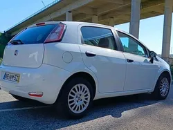 Usado 2013 Fiat Punto Citadino | € 3.750 (Bom preço)