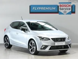 Cinza Usado 2024 Seat Ibiza FR Citadino | € 19.190 (Preço justo)