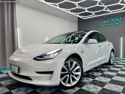 Branco Usado 2019 Tesla Model 3 Standard Range Sedan | € 20.499 (Bom preço)