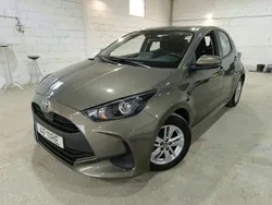 Verde Usado 2021 Toyota Yaris Comfort | € 13.700 (Bom preço)