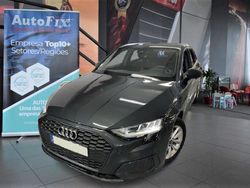 Cinzento (metalizado) Usado 2019 Audi A3 Sportback Sport Citadino | € 27.800