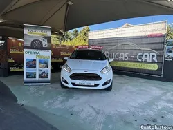 Branco Usado 2017 Ford Fiesta Titanium Citadino | € 10.900 (Super Preço)