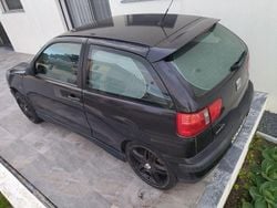 Usado 2001 Seat Ibiza Sport | € 2.500 (Bom preço)