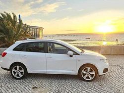 Branco Usado 2011 Seat Ibiza ST Carrinha | € 8.000