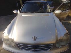 Usado 2002 Mercedes C220 Sedan | € 4.000 (Preço justo)