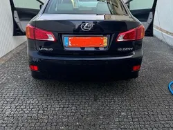 Usado 2009 Lexus IS220d Luxury Line Sedan | € 12.500