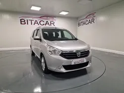 Cinzento Usado 2012 Dacia Lodgy Prestige Monovolume | € 13.950 (Preço elevado)