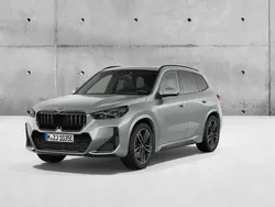 Preto sapphire metalizada Novo 2024 BMW X1 Comfort Edition SUV | € 69.196