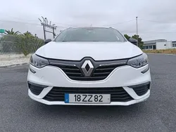 Usado 2022 Renault Mégane IV Sedan | € 12.400 (Bom preço)