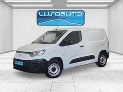 Branco Usado 2023 Fiat Doblò Monovolume | € 16.900 (Bom preço)