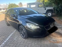 Preto Usado 2019 Volvo V40 R-Design Momentum Carrinha | € 16.900 (Preço justo)