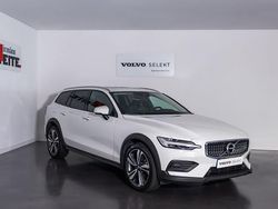 Branco Usado 2022 Volvo V60 Carrinha | € 49.900