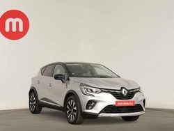 Cinzento Usado 2024 Renault Captur Techno SUV | € 19.999 (Preço justo)