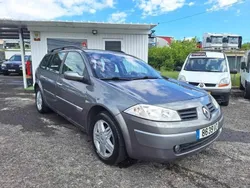 Cinzento Usado 2003 Renault Mégane II Carrinha | € 3.750