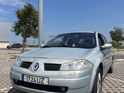 Usado 2003 Renault Mégane II Sedan | € 1.450 (Preço elevado)