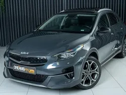 Cinzento Usado 2022 Kia XCeed SUV | € 23.200 (Preço justo)