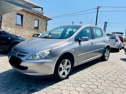 Cinza Usado 2005 Peugeot 307 Premium Citadino | € 2.990 (Preço justo)