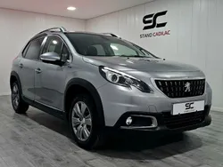 Cinza Usado 2019 Peugeot 2008 Signature Sky SUV | € 15.950 (Preço elevado)