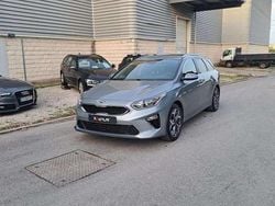 Cinza antracite Usado 2018 Kia Ceed Sportswagon Sport Carrinha | € 12.890 (Preço justo)