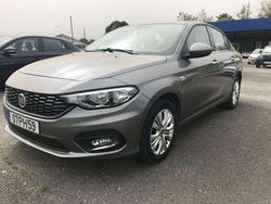 Cinzento Usado 2016 Fiat Tipo Easy Sedan | € 10.500 (Preço justo)