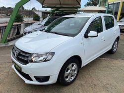 Branco Usado 2016 Dacia Sandero Stepway | € 8.550 (Bom preço)