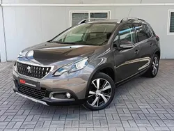 Cinzento Usado 2018 Peugeot 2008 SUV | € 14.690 (Preço elevado)