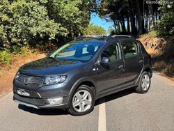Cinza Usado 2016 Dacia Sandero Stepway Citadino | € 12.750 (Preço elevado)