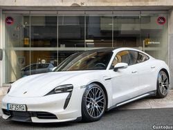 Branco Usado 2021 Porsche Taycan Turbo Sedan | € 87.500