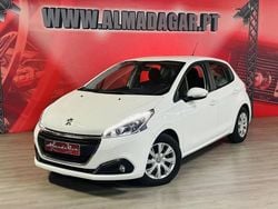 Branco Usado 2019 Peugeot 208 Active Citadino | € 9.900 (Super Preço)