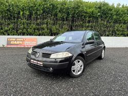 Preto Usado 2003 Renault Mégane II Dynamique Sedan | € 3.500 (Preço justo)