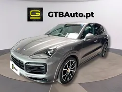 Cinzento Usado 2019 Porsche Cayenne SUV | € 58.900