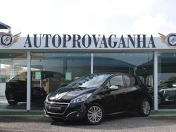 Preto Usado 2019 Peugeot 208 Signature Sky Citadino | € 12.900 (Caro)