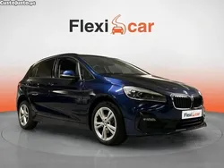 Azul Usado 2019 BMW 216 Active Tourer Sport Line Monovolume | € 18.990 (Preço justo)