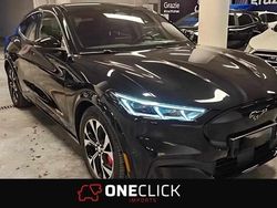 Preto Usado 2021 Ford Mustang Mach-E SUV | € 33.000 (Preço justo)